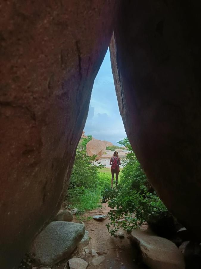 Hearthspace Hampi - Small Home, A Low-Impact Backpackers Hostel Luaran gambar