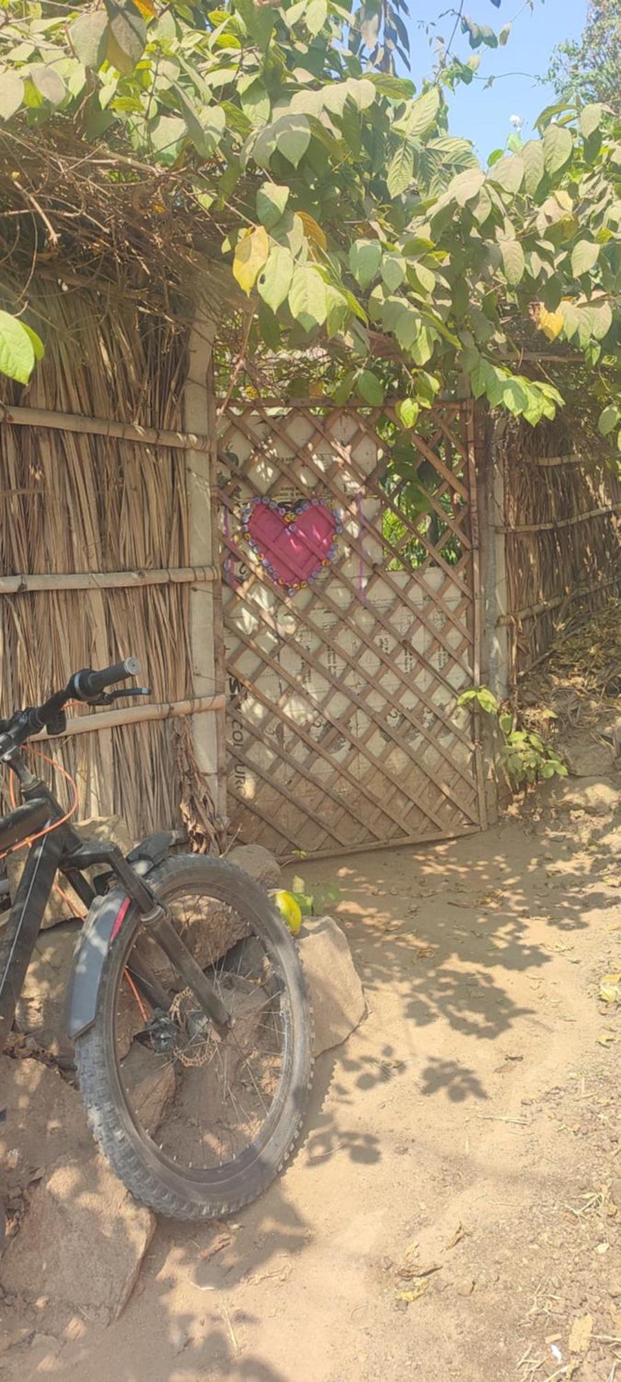 Hearthspace Hampi - Small Home, A Low-Impact Backpackers Hostel Luaran gambar