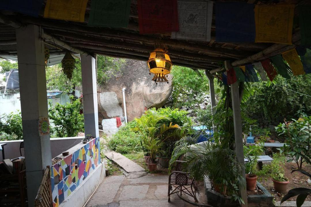 Hearthspace Hampi - Small Home, A Low-Impact Backpackers Hostel Luaran gambar